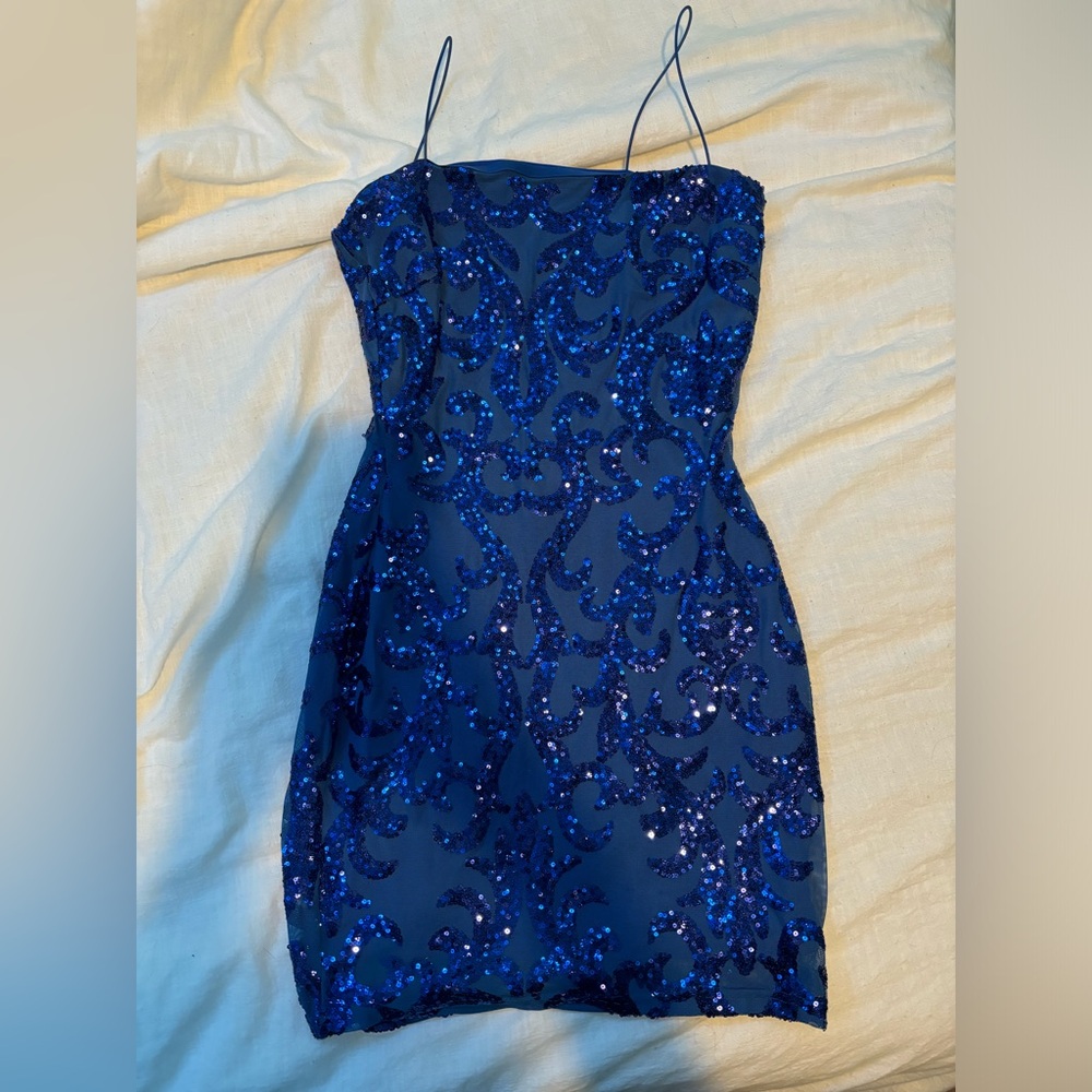 ladies windsor dress